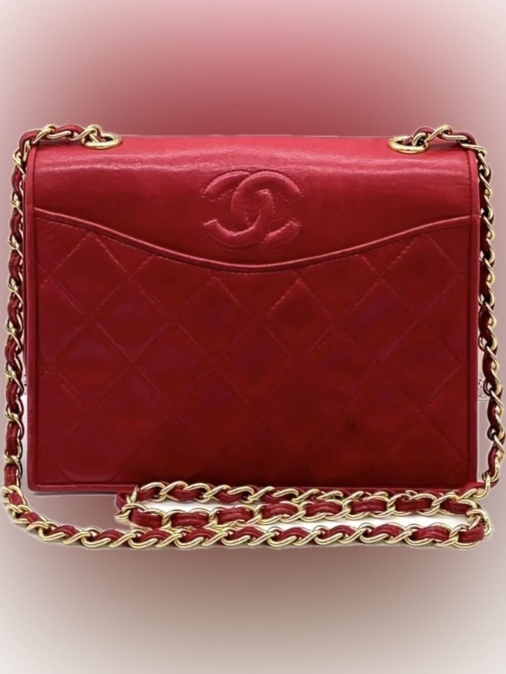 Stunning Vintage red Chanel Gold Chain Purse